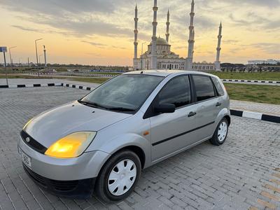 Ford Fiesta — 3
