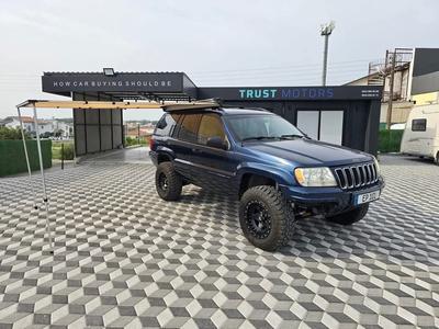 Jeep Grand Cherokee — 4