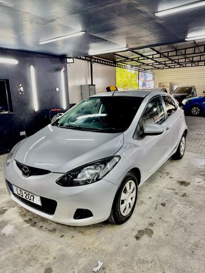 Mazda Demio — 1