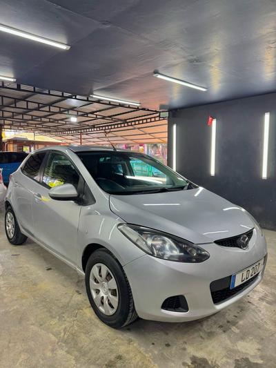 Mazda Demio — 2
