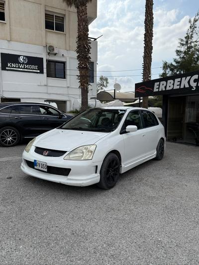 Honda Civic — 2