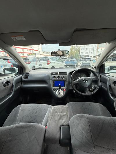 Honda Civic — 6