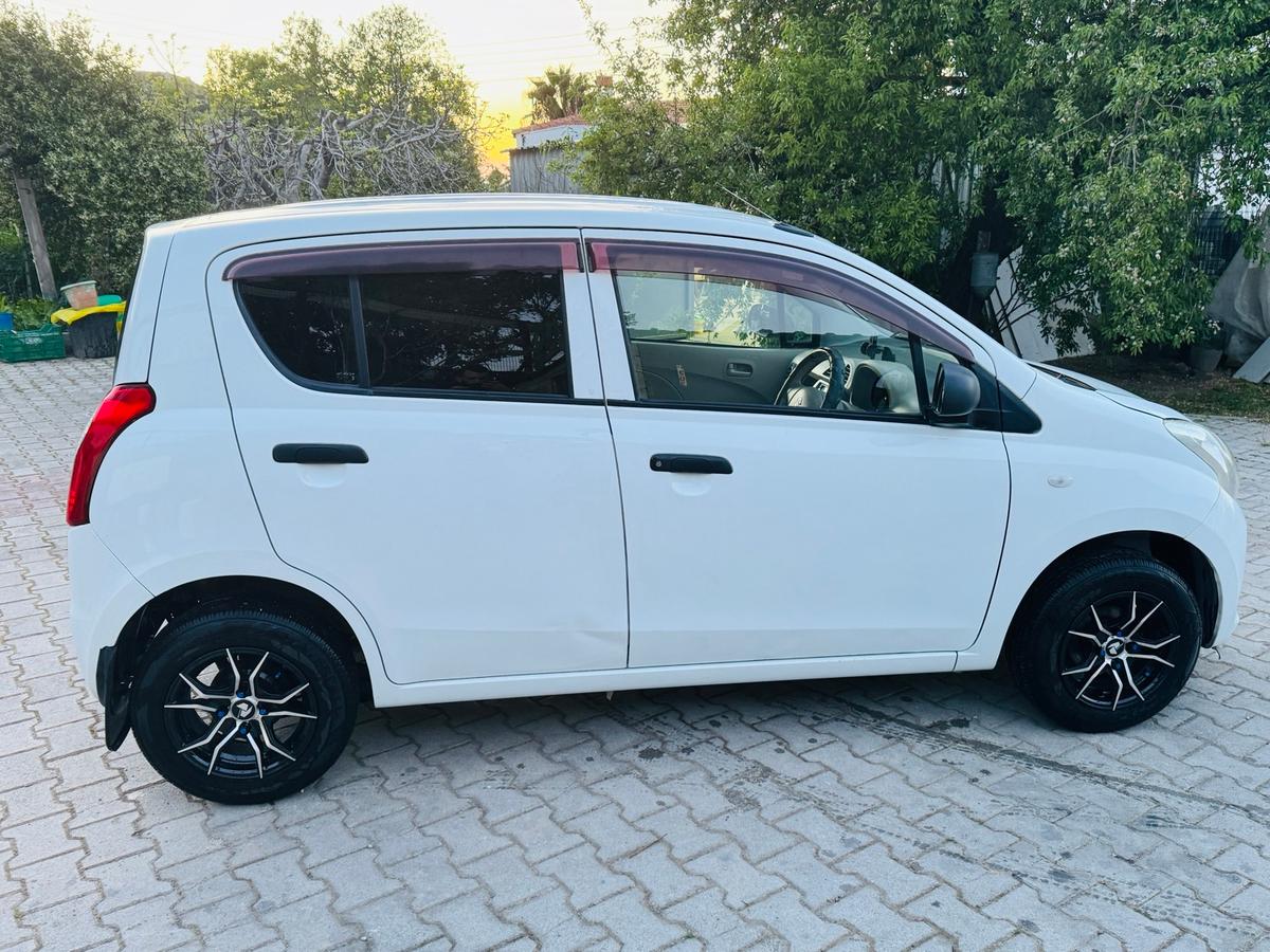 2013 Suzuki Alto 4