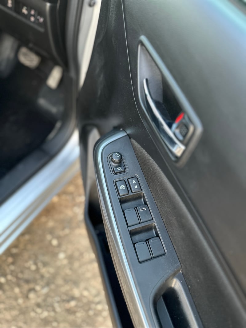 Suzuki Swift — 7