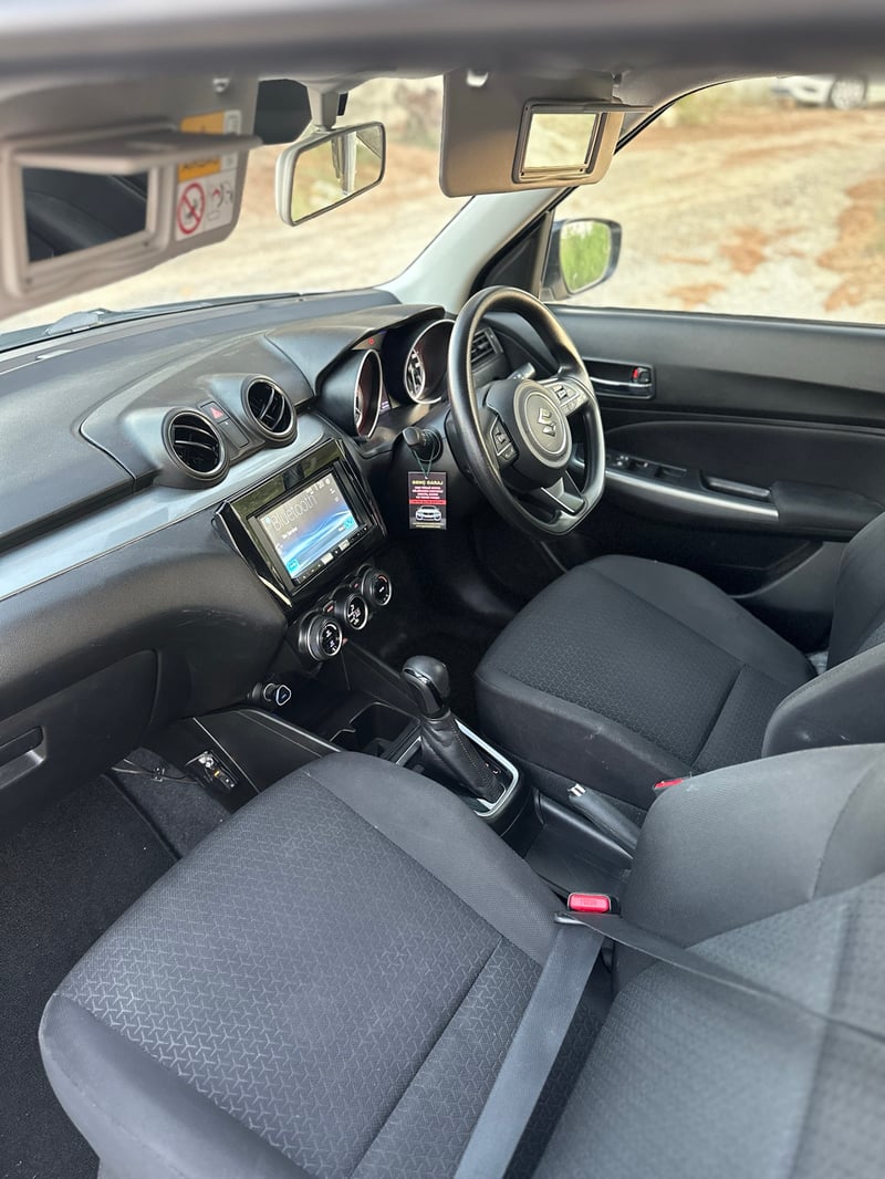 Suzuki Swift — 8