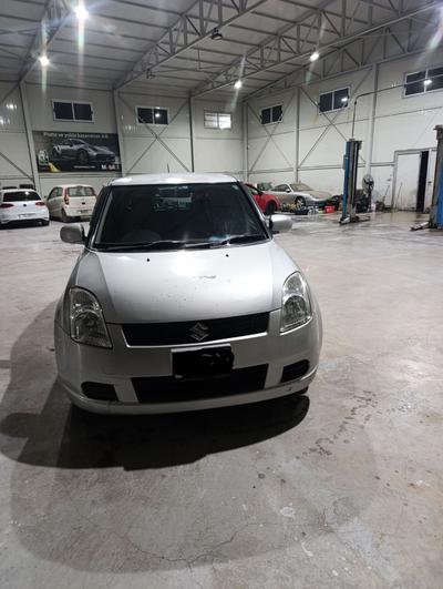 Suzuki Swift — 1