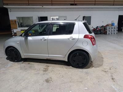 Suzuki Swift — 4