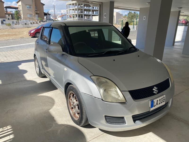 Suzuki Swift — 1/9