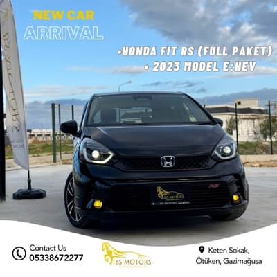 Honda Fit RS — 1