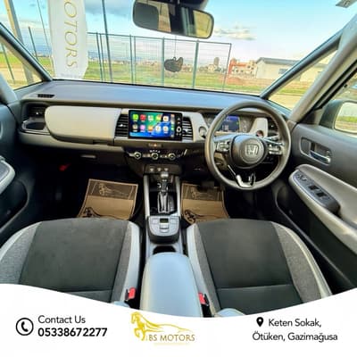 Honda Fit RS — 4