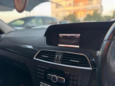 Mercedes-Benz C 180 — 10