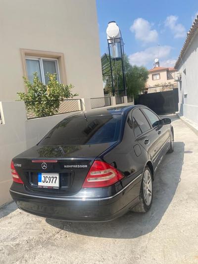 Mercedes-Benz C 200 — 2