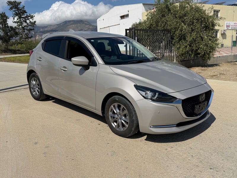 Mazda 2