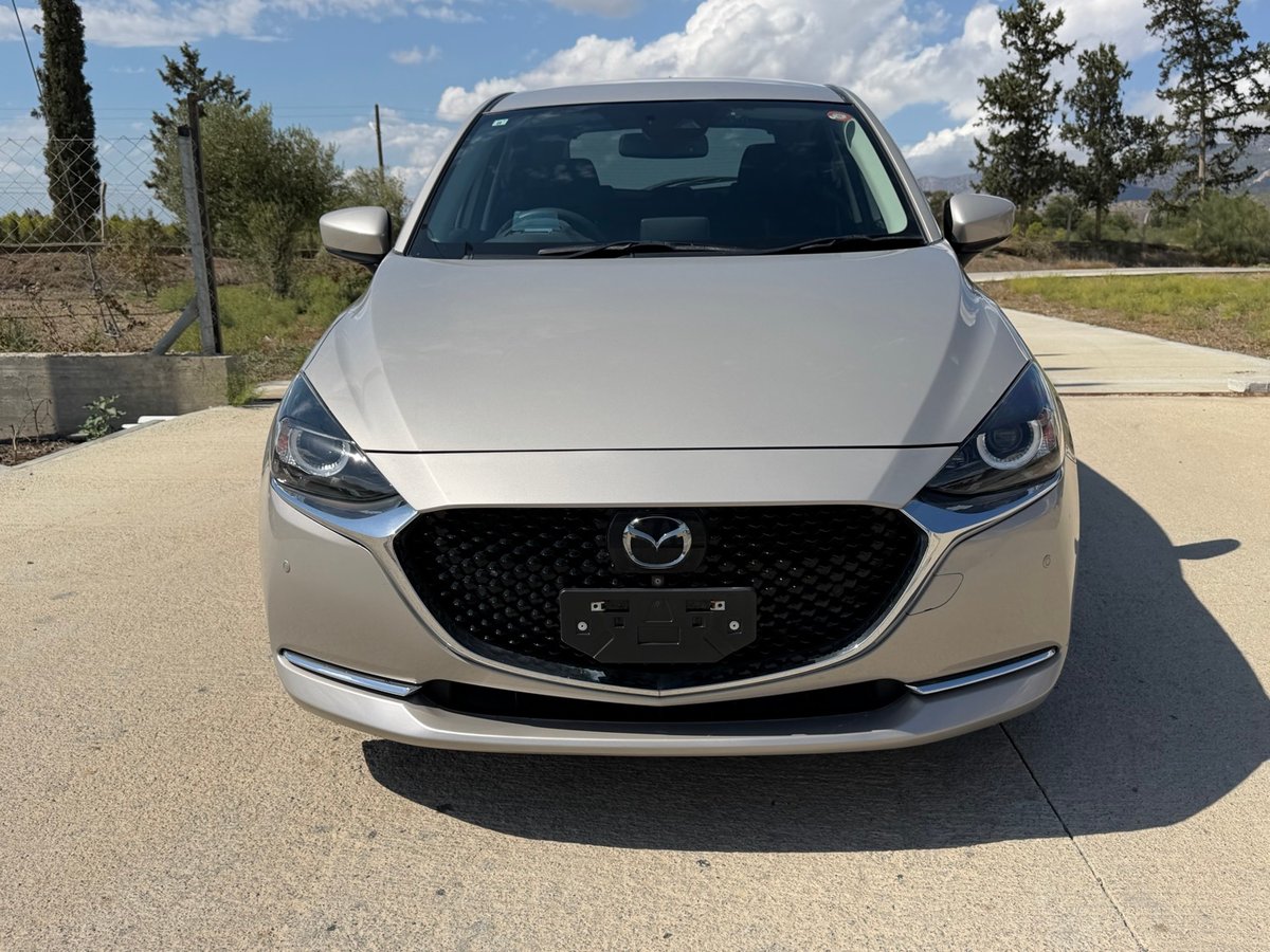 2022 Mazda 2 2