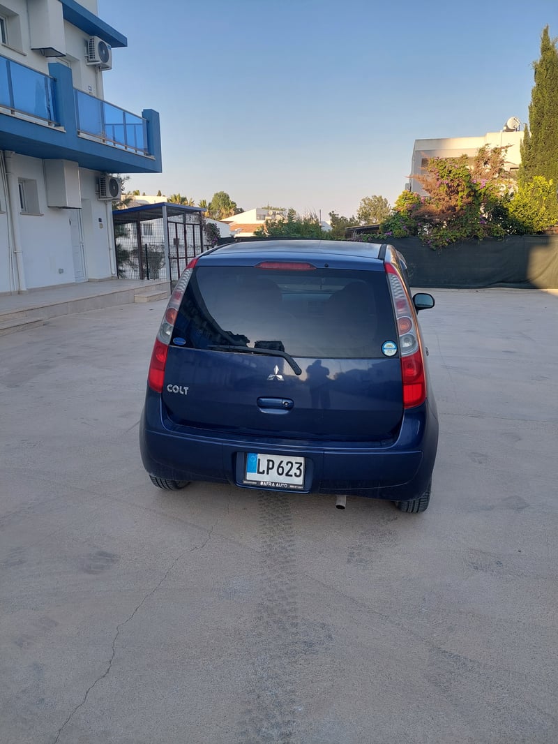Mitsubishi Colt — 6