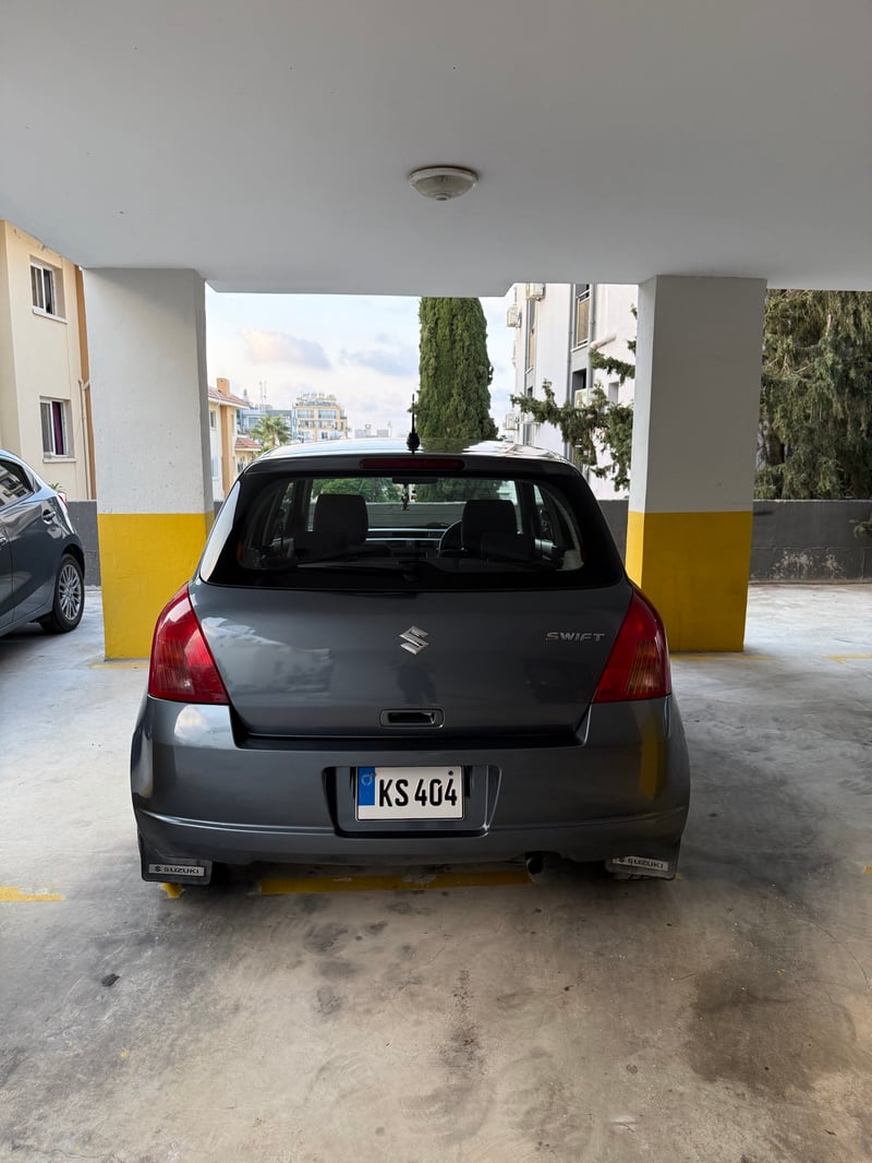 Suzuki Swift — 3