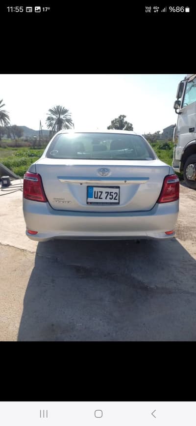 Toyota Corolla Axio — 8