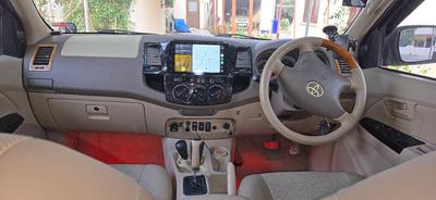 Toyota Hilux — 7