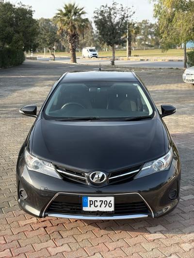 Toyota Auris — 3