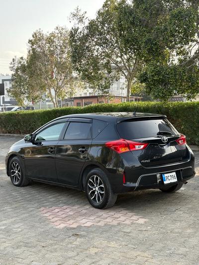Toyota Auris — 4