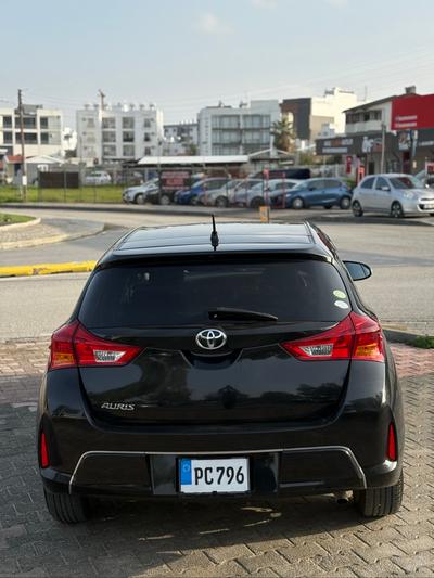 Toyota Auris — 6
