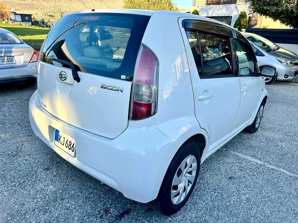 2005 Daihatsu Boon 2