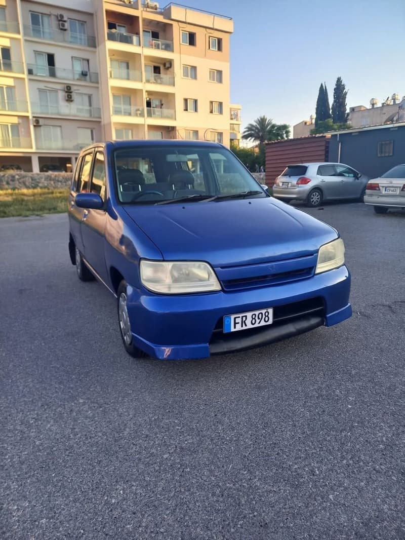 Nissan Cube — 1/7