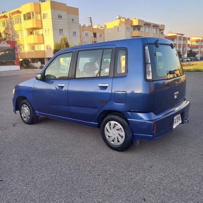 Nissan Cube — 4