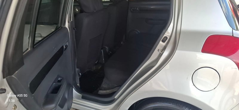 Suzuki Swift — 9