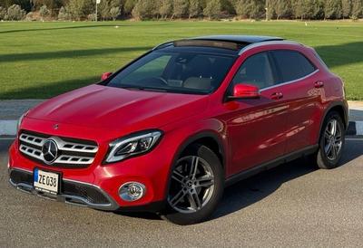 Mercedes-Benz GLA 220 — 1