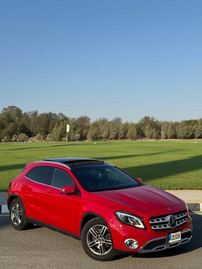 Mercedes-Benz GLA 220 — 3