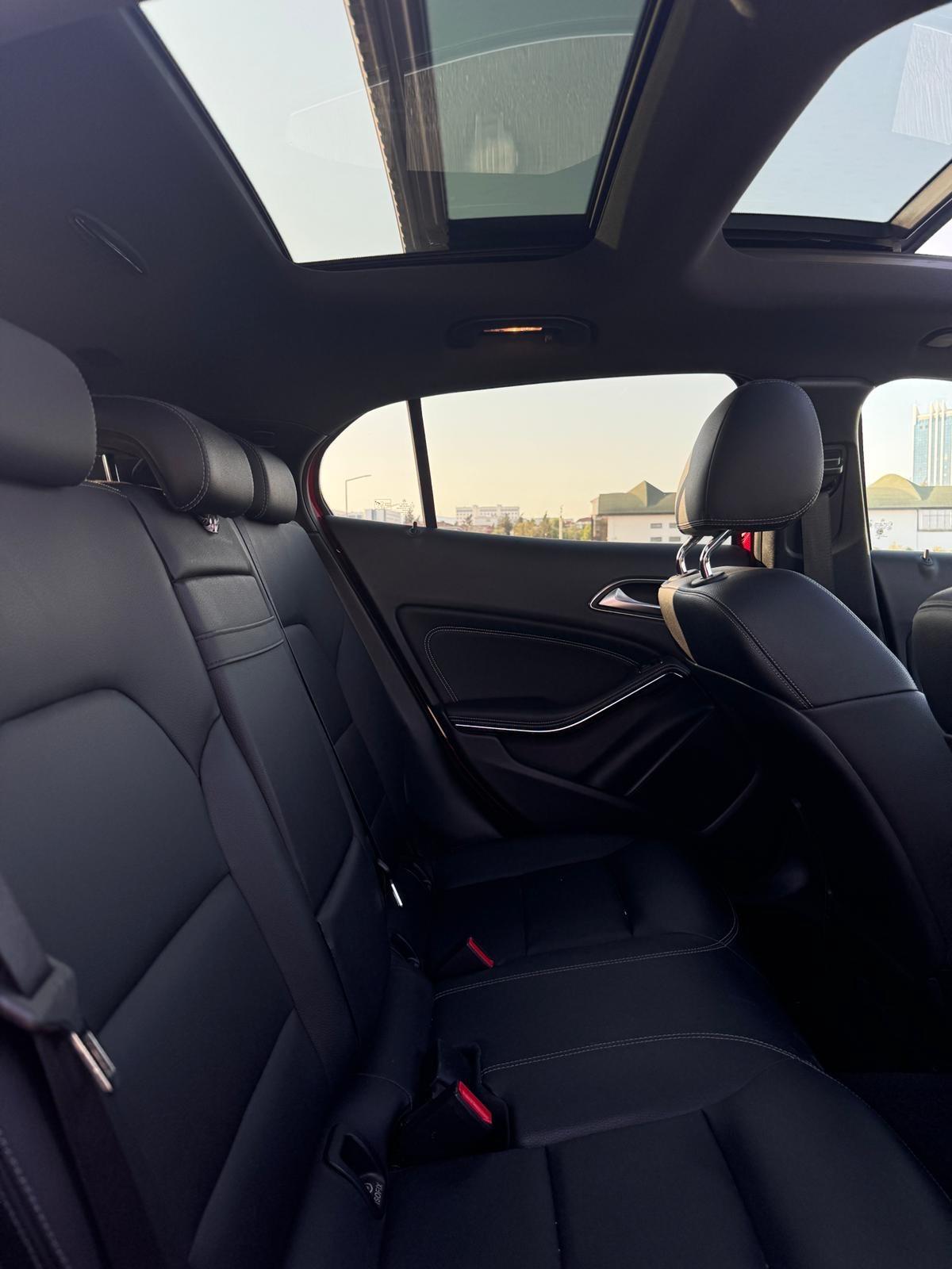 2020 Mercedes-Benz GLA 220 7