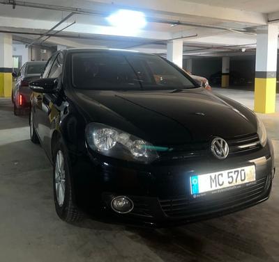 Volkswagen Golf — 1