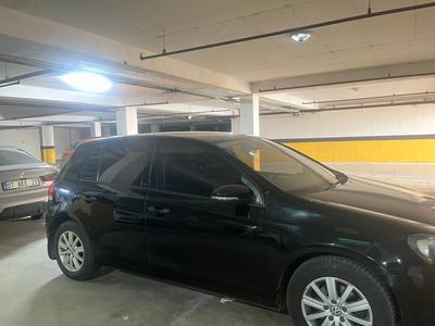 Volkswagen Golf — 2