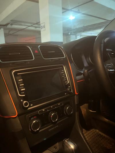 Volkswagen Golf — 4