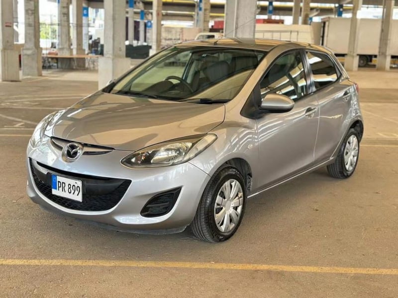 Mazda Demio — 2