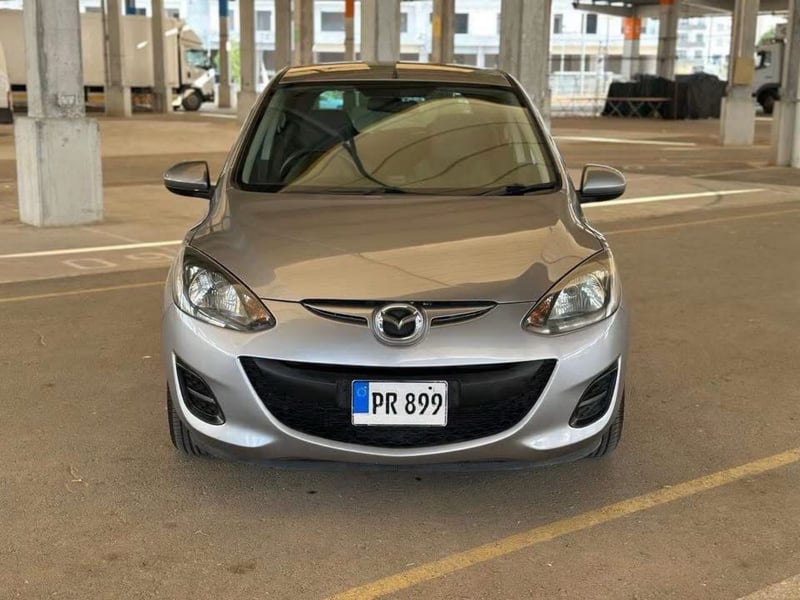 Mazda Demio — 3