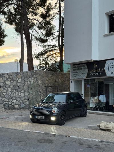 Mini Cooper — 4