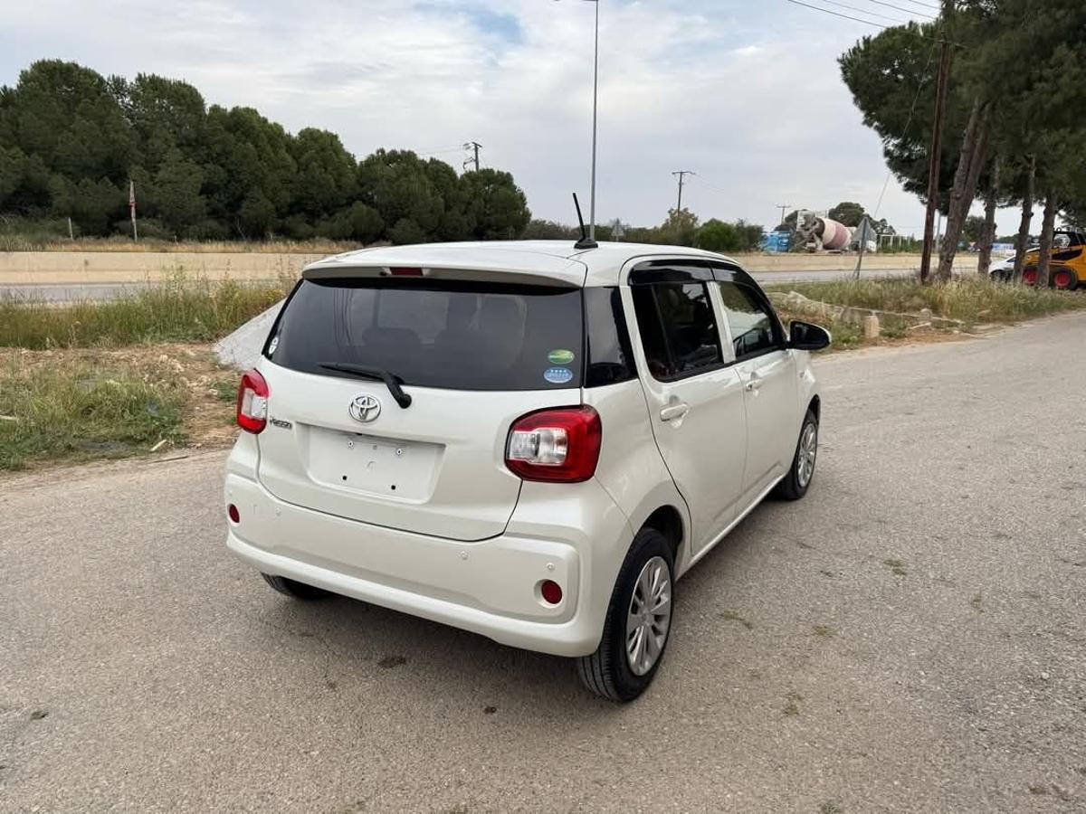 2020 Toyota Passo 4