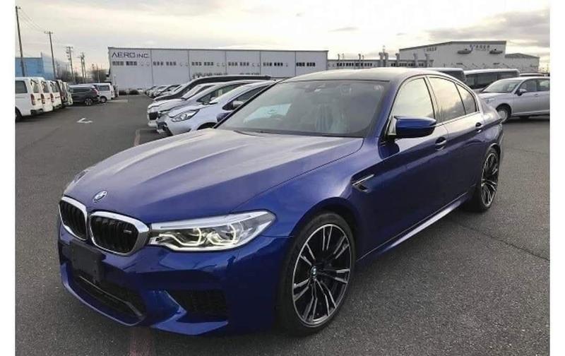 BMW M5 — 1/6