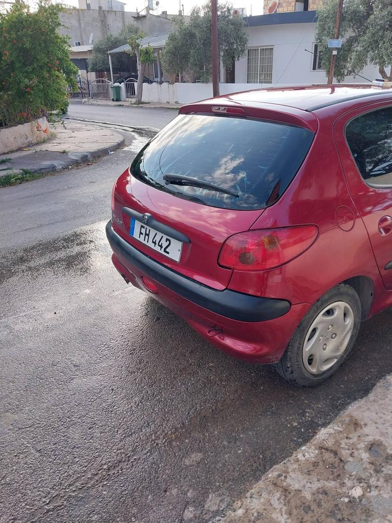 Peugeot 206 — 1/4