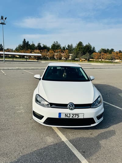 Volkswagen Golf — 2