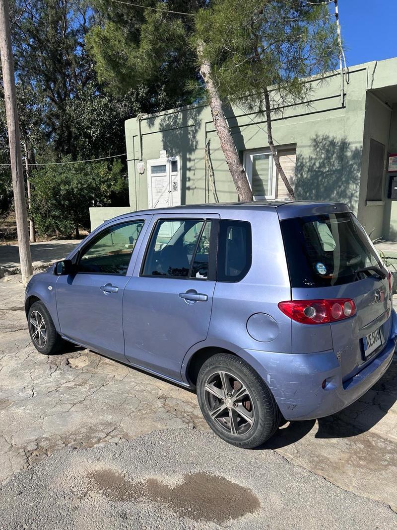 Mazda Demio — 1/6