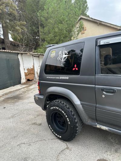 Mitsubishi Pajero — 3