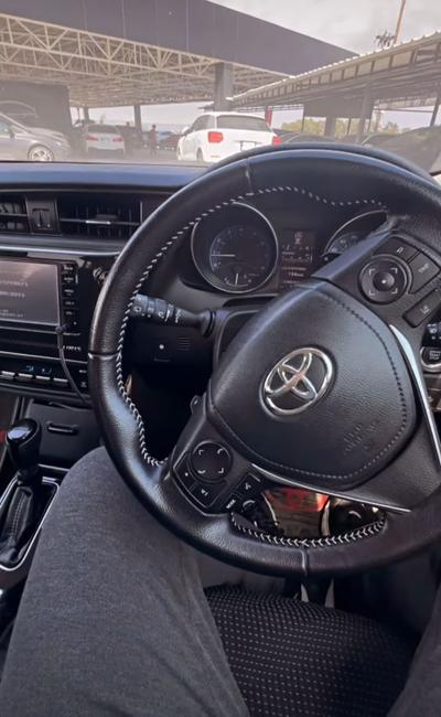 Toyota Auris — 2