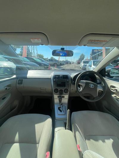 Toyota Corolla Axio — 5