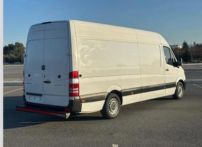 Mercedes-Benz Sprinter — 3