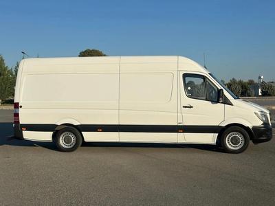 Mercedes-Benz Sprinter — 4