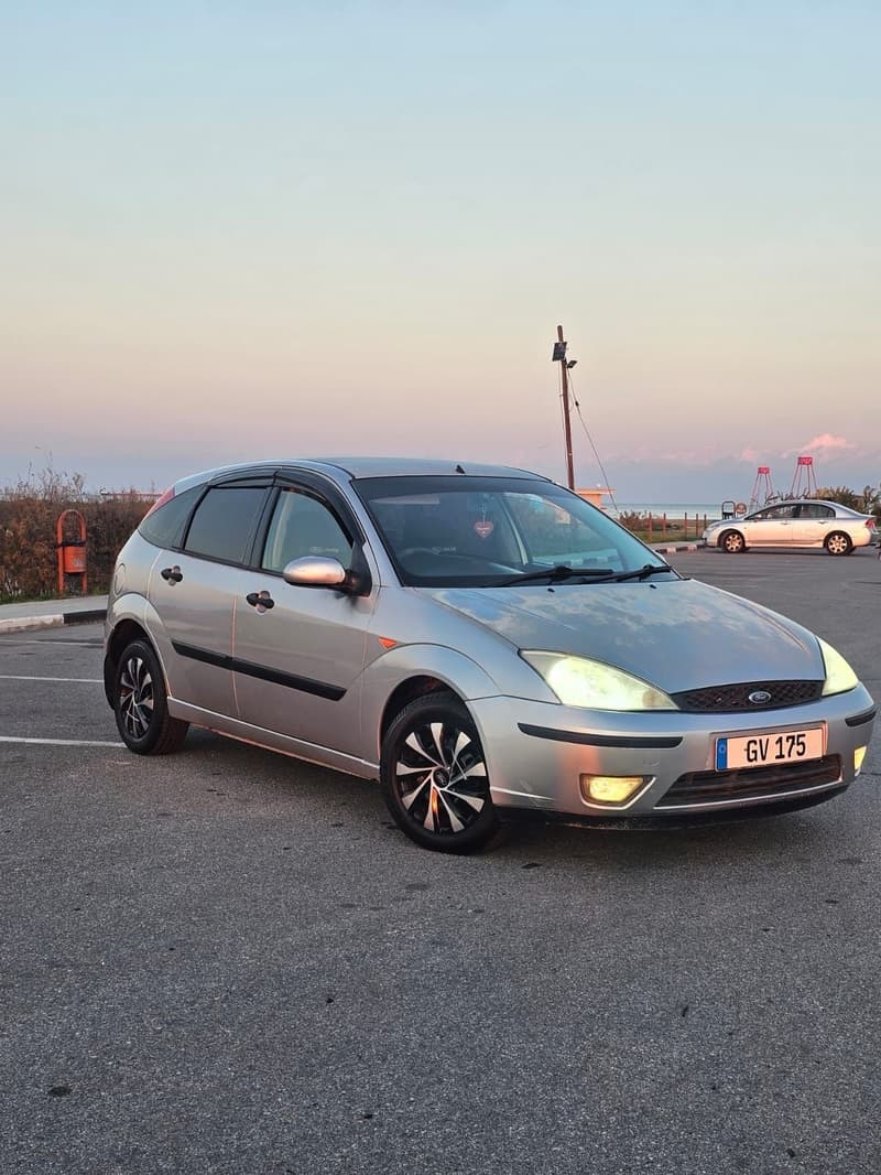 Ford Focus — 1/6