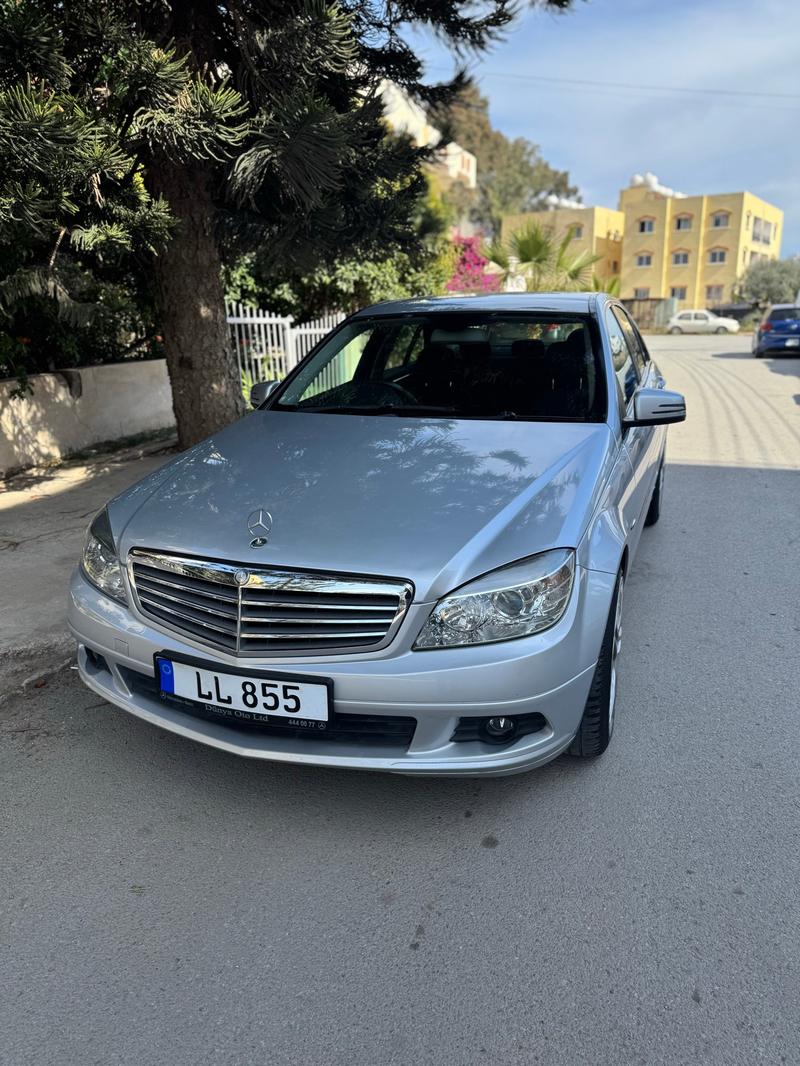 Mercedes-Benz C 180 — 1/7